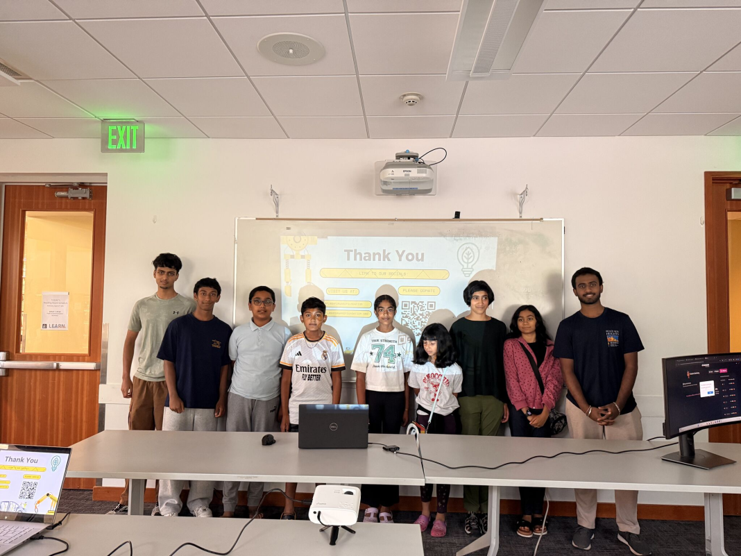 Flash Forward volunteers and visitors standing together after a workshop